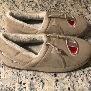 The are champion shoes that are so cumfy